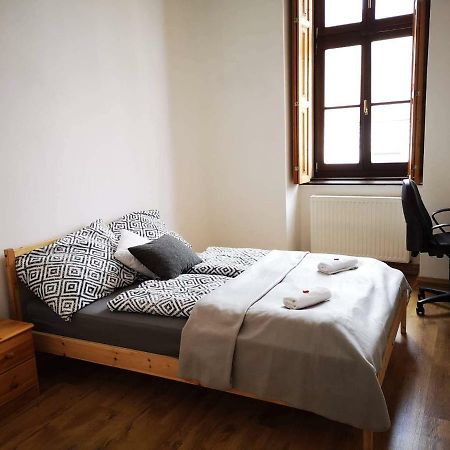 King 38-1 Apartman Διαμέρισμα Πετς Εξωτερικό φωτογραφία